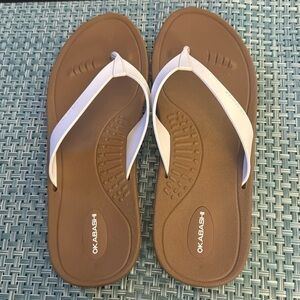Okabashi Breeze Flip Flop Sandals White - LL